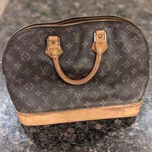 Louis Vuitton purse